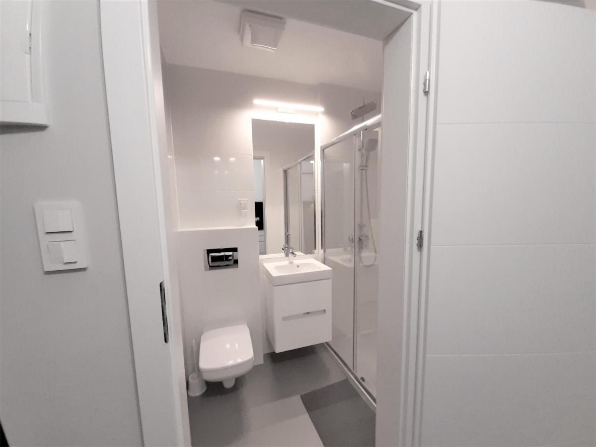 Apartament Pianista ワルシャワ エクステリア 写真